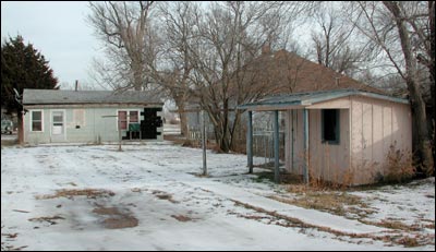 Garden shed along the alley. Photo copyright 2008 by Leon Unruh.