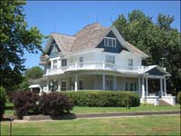 Home built a century ago for Ben C. Unruh. Photo copyright 2012 by Leon Unruh.