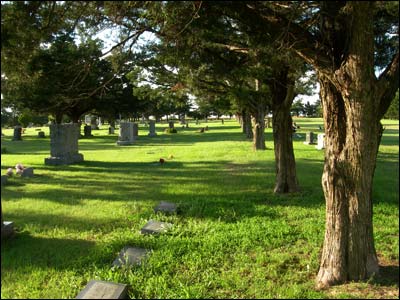 Pawnee Rock Cemetery. Photo copyright 2010 by Leon Unruh.