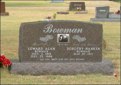 Dorothy Bowman's marker in Pawnee Rock Cemetery. Photo copyright 2010 by Leon Unruh.