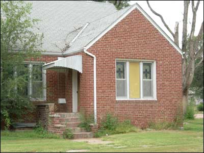 Was the Methodist Church, which replaced a building that burned, built with bricks from a Pfister kiln? Photo copyright 2009 by Leon Unruh.