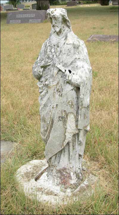 Jesus in the Pawnee Rock Cemetery. Photo copyright 2009 by Leon Unruh.