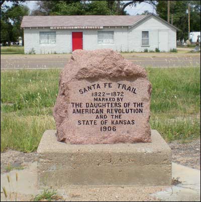 Santa Fe Trail marker at Coolidge, Kansas. Photo copyright 2011 by Leon Unruh.