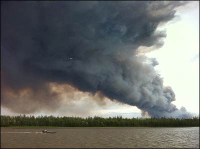 Fire south of Fairbanks, July 24, 2011. Photo copyright 2011 by Leon Unruh.