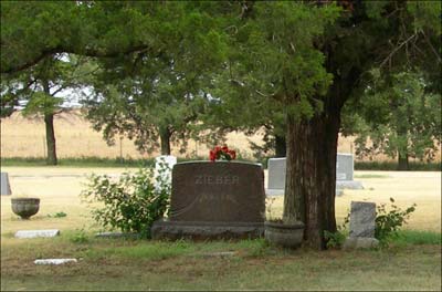 Zieber marker, Pawnee Rock Cemetery. Photo copyright 2006 by Leon Unruh.